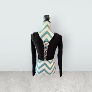 NWT- Fabletics Kinsley Lace Up Cropped Top